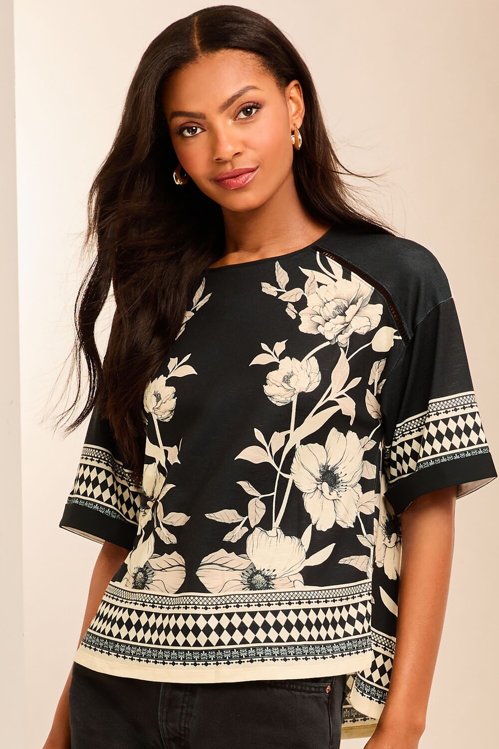 Футболка с принтом из джерси Lipsy, черный
Футболка с принтом из джерси Lipsy, черный