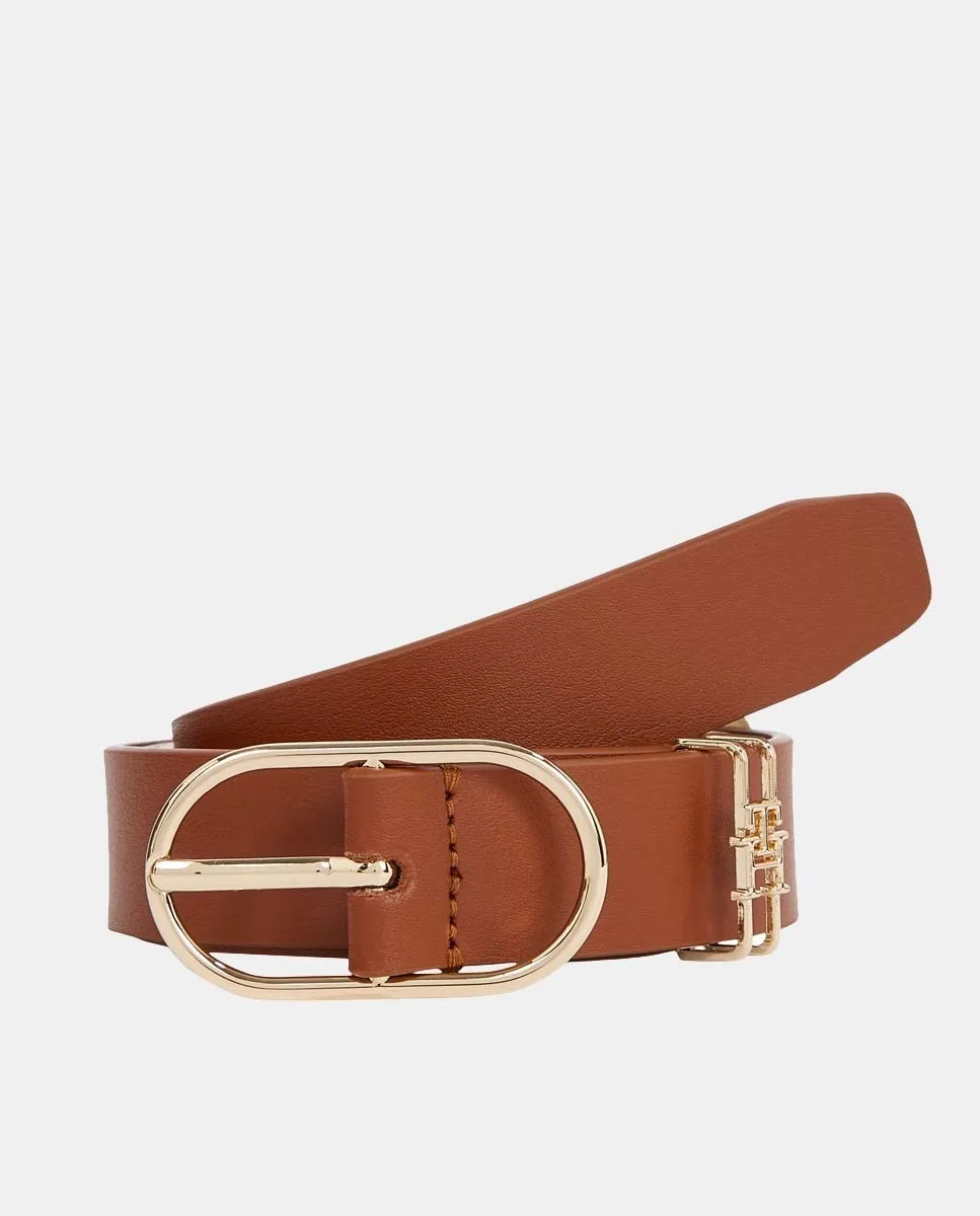 Женский кожаный ремень коричневого цвета с овальной пряжкой Tommy Hilfiger, коричневый
Женский кожаный ремень коричневого цвета с овальной пряжкой Tommy Hilfiger, коричневый