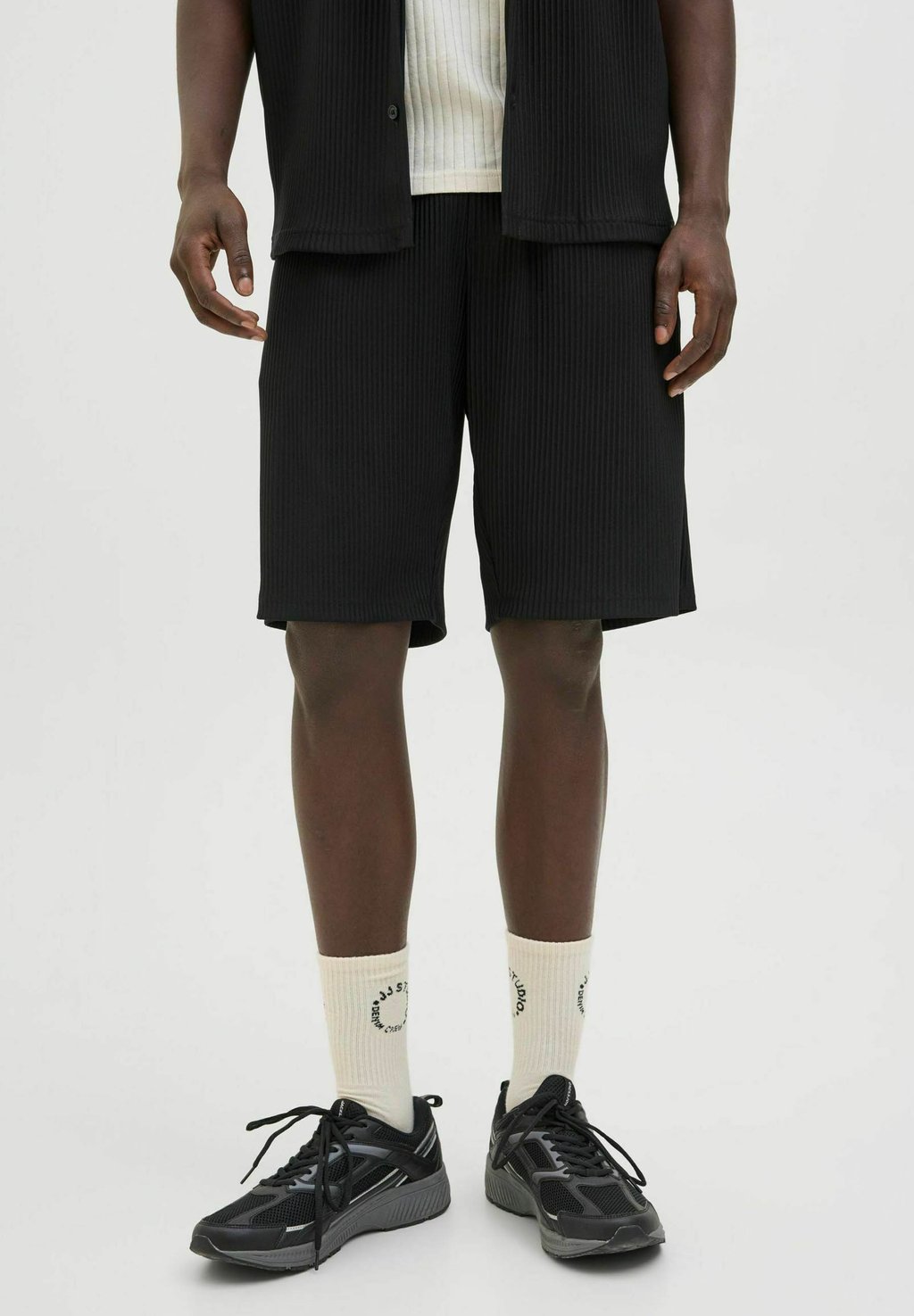 Шорты Pantaloni sportivi Jack & Jones, черный
Шорты Pantaloni sportivi Jack & Jones, черный