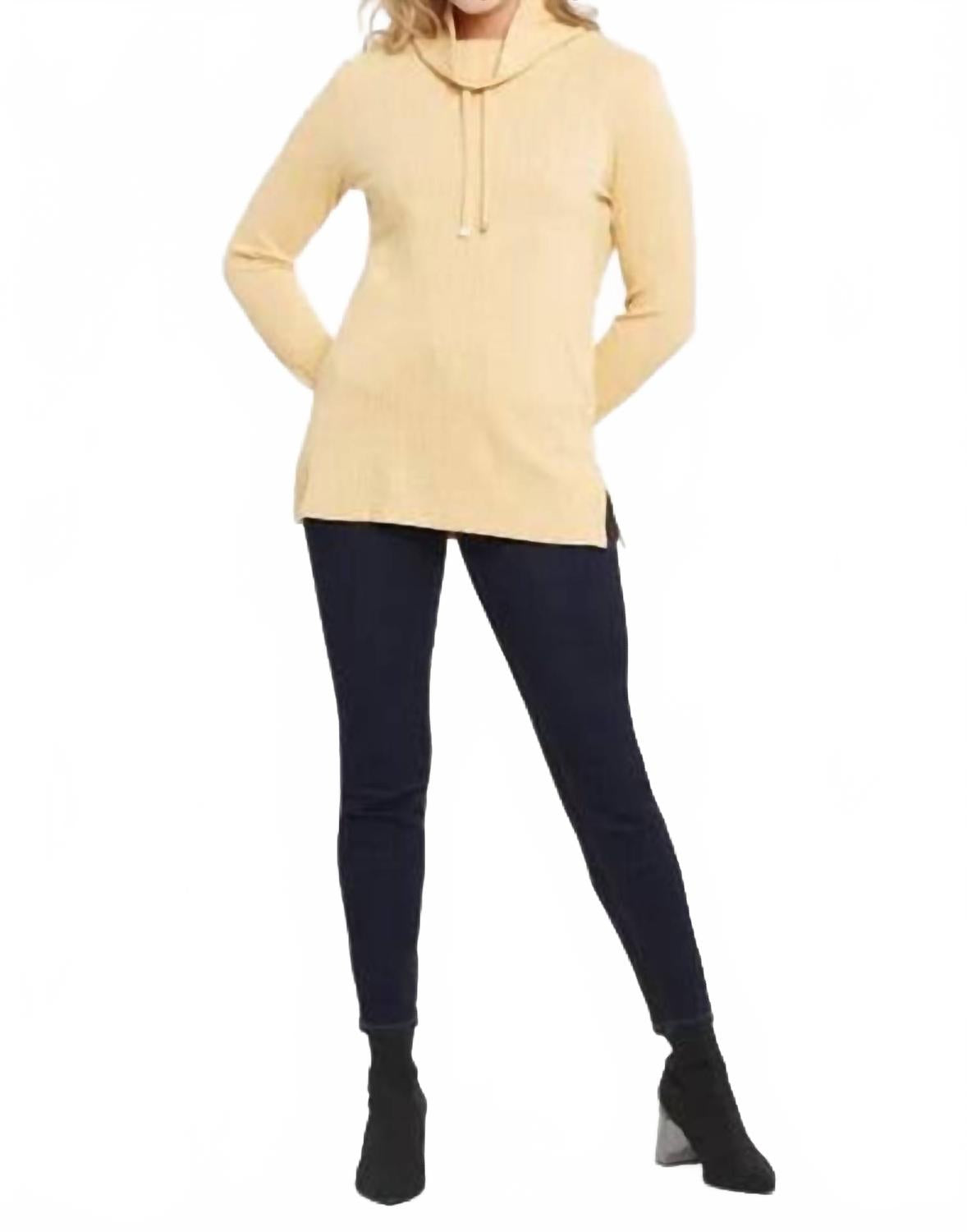 Топ с капюшоном на кулиске в имбирном цвете TRIBAL, Ginger
Топ с капюшоном на кулиске в имбирном цвете TRIBAL, Ginger