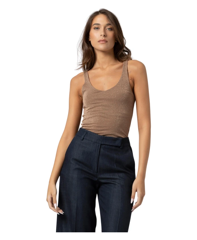 Классический, облегающий топ с открытыми плечами Kocca, оранжевый
Классический, облегающий топ с открытыми плечами Kocca, оранжевый