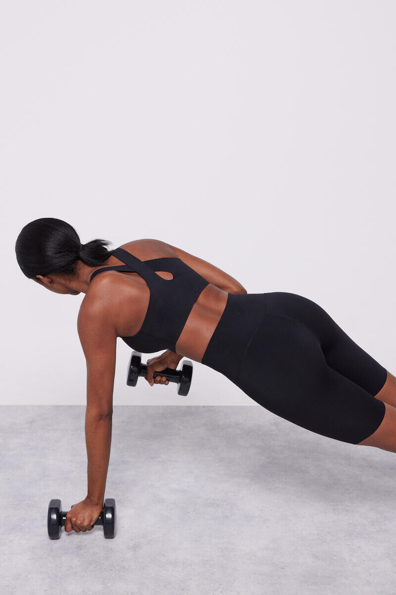 Компрессионный черный спортивный бюстгальтер Dash and Stars, черный
Компрессионный черный спортивный бюстгальтер Dash and Stars, черный