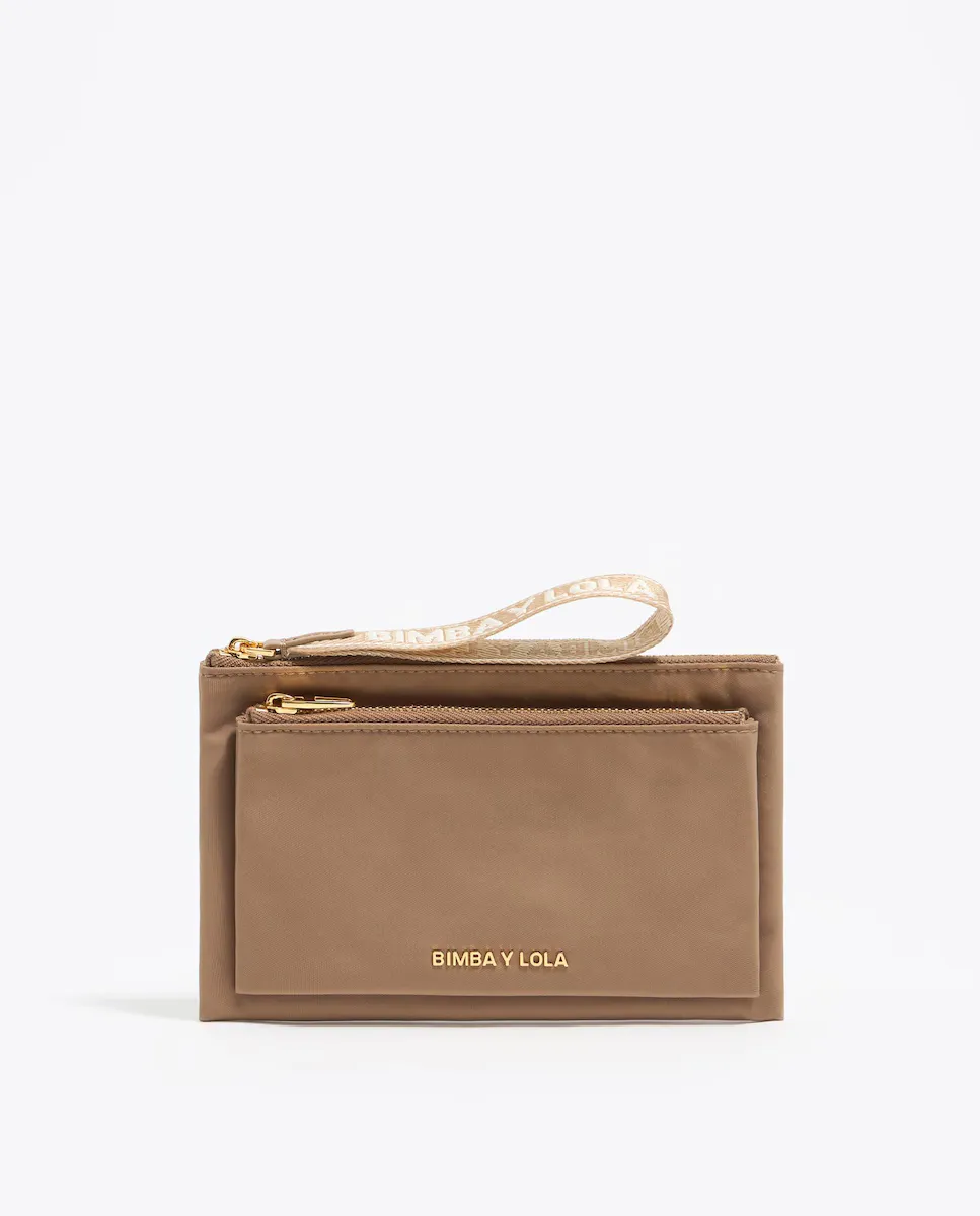 Женский двойной нейлоновый кошелек Bimba y Lola, коричневый
Женский двойной нейлоновый кошелек Bimba y Lola, коричневый