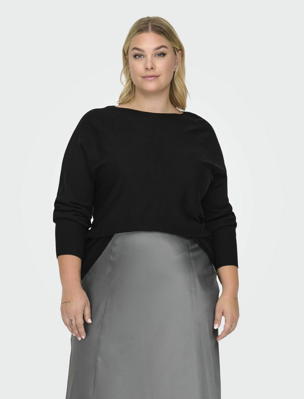 Джемпер CARAIDA ONLY Carmakoma, черный
Джемпер CARAIDA ONLY Carmakoma, черный