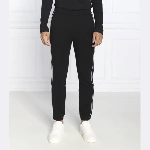 Спортивные брюки стандартного кроя Emporio Armani, черный
Спортивные брюки стандартного кроя Emporio Armani, черный