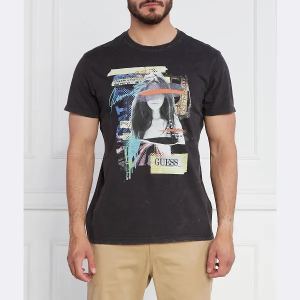 Женская футболка стандартного кроя с рисунком SS cn Guess, черный
Женская футболка стандартного кроя с рисунком SS cn Guess, черный