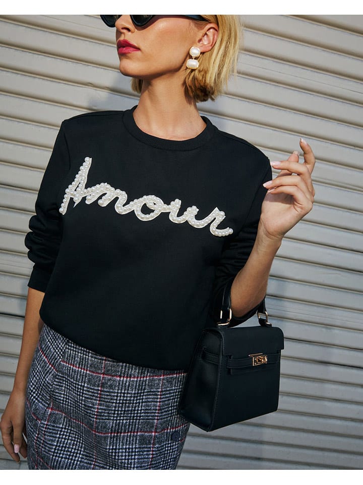 Толстовка Milan Kiss, черный
Толстовка Milan Kiss, черный