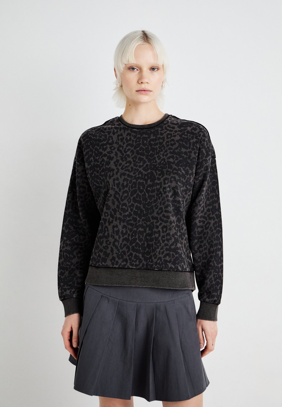 Толстовка ONLY ONLVOICE O NECK , Black
Толстовка ONLY ONLVOICE O NECK , Black