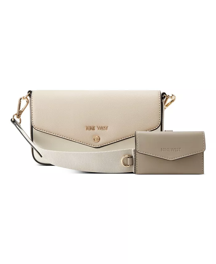 Сумка-кроссбоди Peaches с клапаном и картхолдером Nine West, коричневый/бежевый
Сумка-кроссбоди Peaches с клапаном и картхолдером Nine West, коричневый/бежевый