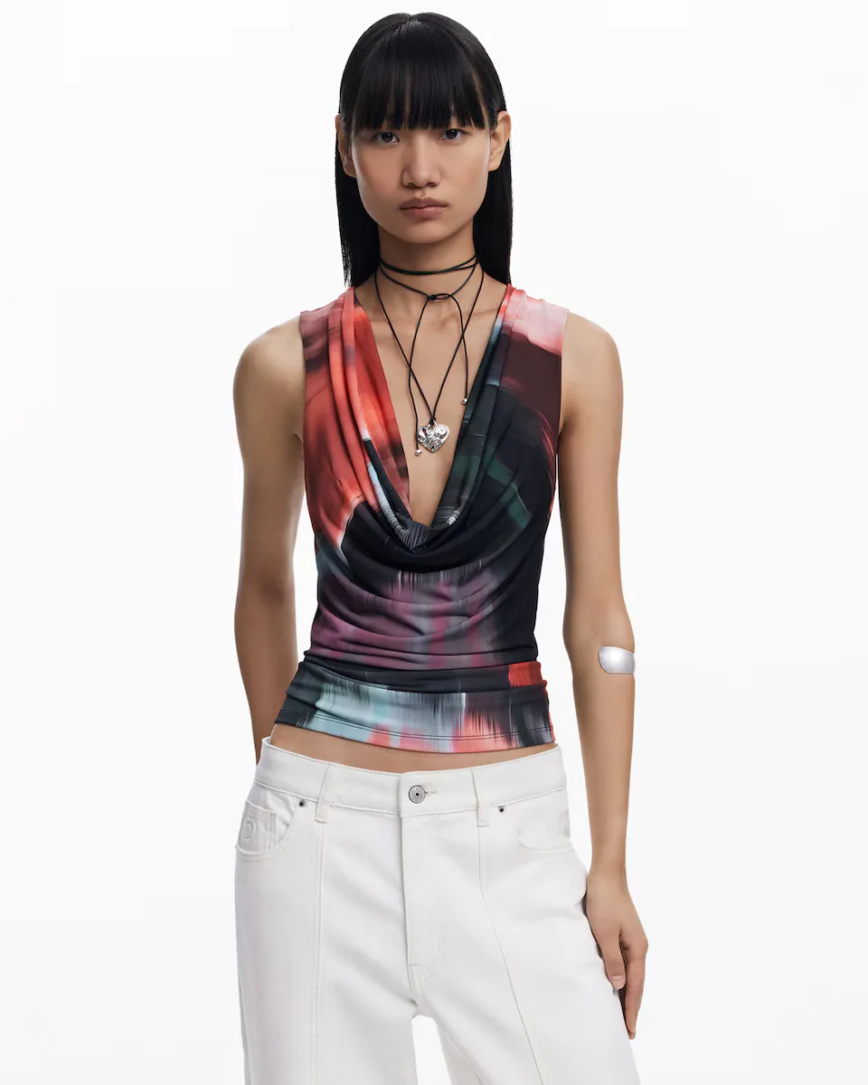 Женская футболка с драпированным вырезом Desigual, красный
Женская футболка с драпированным вырезом Desigual, красный