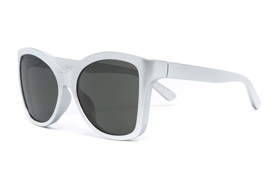 Солнцезащитные очки Balenciaga женские, светло-серый
Солнцезащитные очки Balenciaga женские, светло-серый