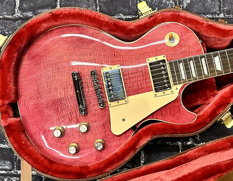 Электрогитара Gibson Les Paul Standard '60s Figured Top Fuchsia 2023 New Unplayed Auth Dlr 10lb 11oz #137
Электрогитара Gibson Les Paul Standard '60s Figured Top Fuchsia 2023 New Unplayed Auth Dlr 10lb 11oz #137