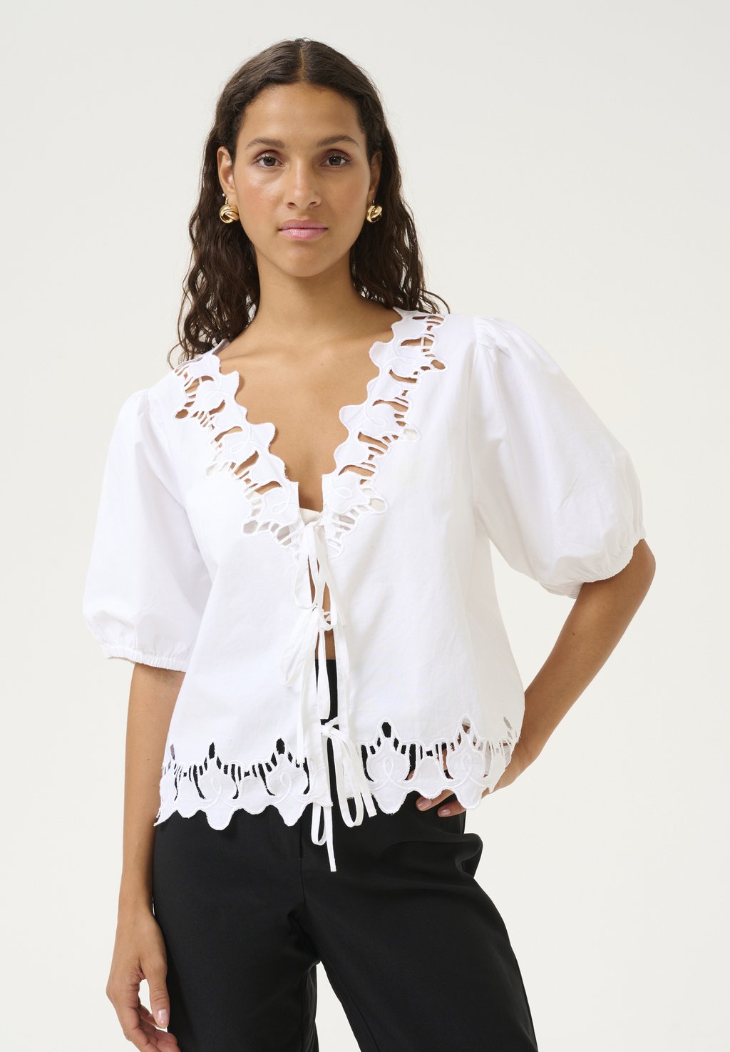 Блуза Karen by Simonsen, кремовый
Блуза Karen by Simonsen, кремовый