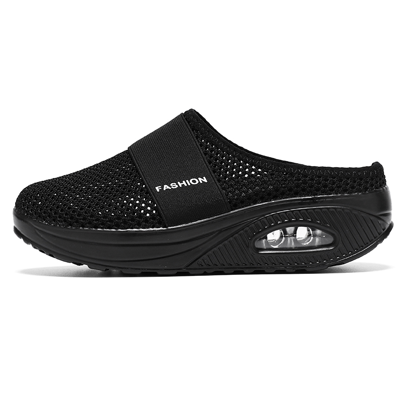 King Jinmai Закрытые тапочки унисекс черные, цвет Black
King Jinmai Закрытые тапочки унисекс черные, цвет Black