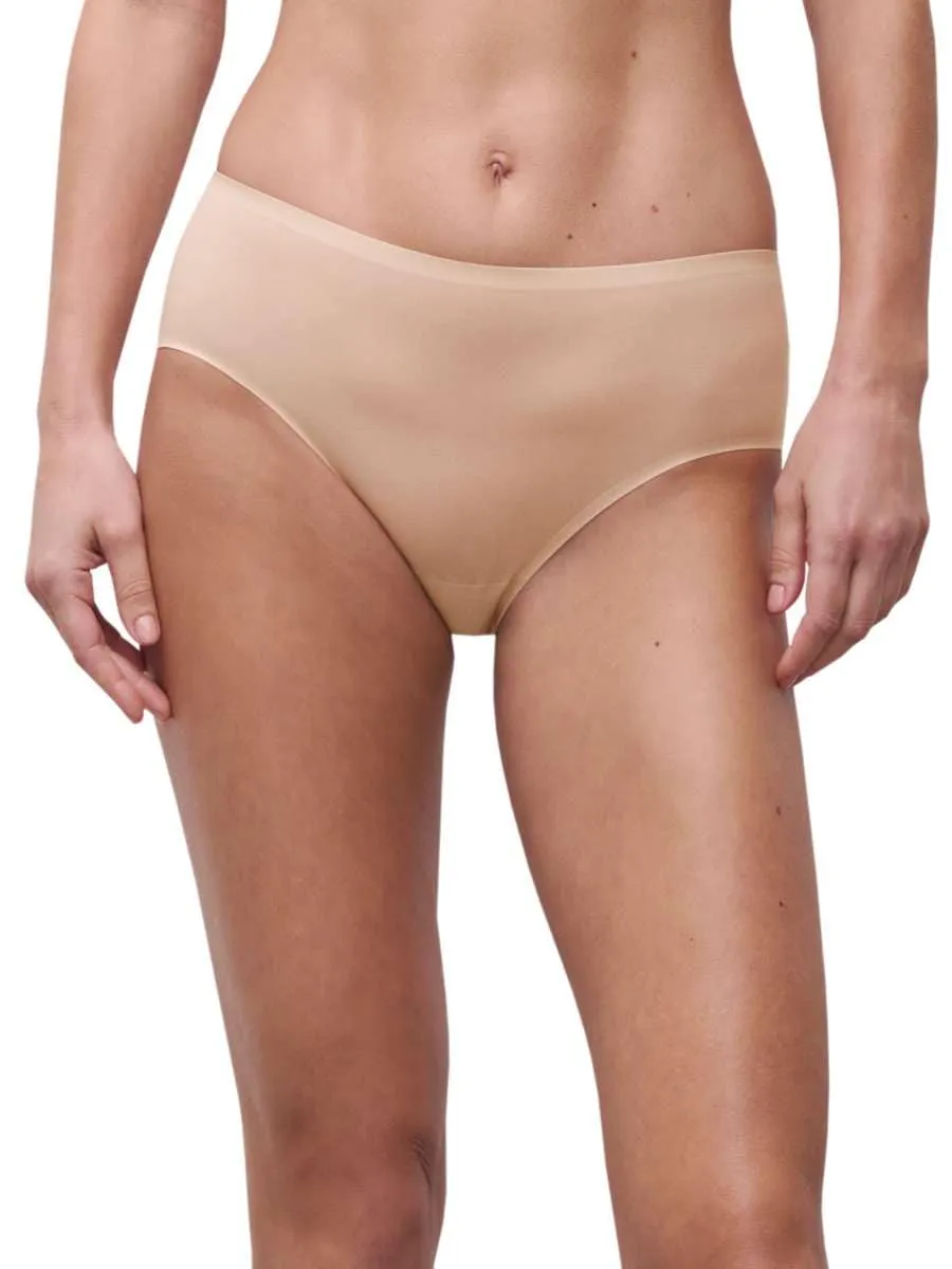 Классические бесшовные трусы с эффектом второй кожи SoftStretch Chantelle, бежевый
Классические бесшовные трусы с эффектом второй кожи SoftStretch Chantelle, бежевый