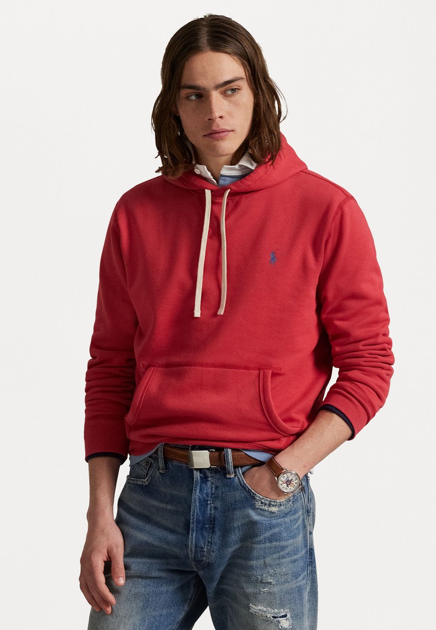 Худи Polo Ralph Lauren THE RL FLEECE HOODIE, Sunrise Red/Blue
Худи Polo Ralph Lauren THE RL FLEECE HOODIE, Sunrise Red/Blue