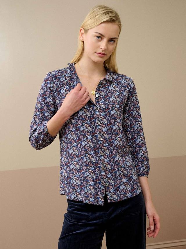 Топ с воротником питер пэн в принте liberty Brora, Sky
Топ с воротником питер пэн в принте liberty Brora, Sky
