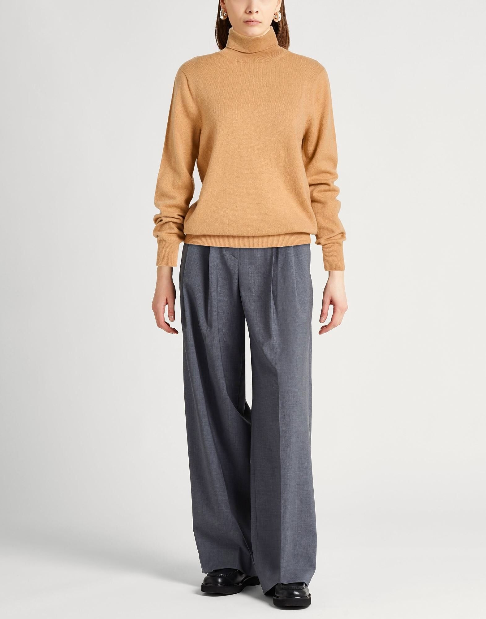 Водолазка Agnona, песочный
Водолазка Agnona, песочный