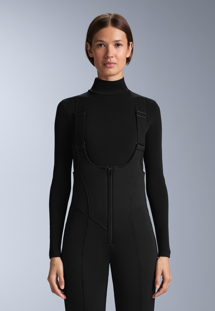 Лыжные брюки OYSHO WATER-RESISTANT SKI FLARE, Black
Лыжные брюки OYSHO WATER-RESISTANT SKI FLARE, Black