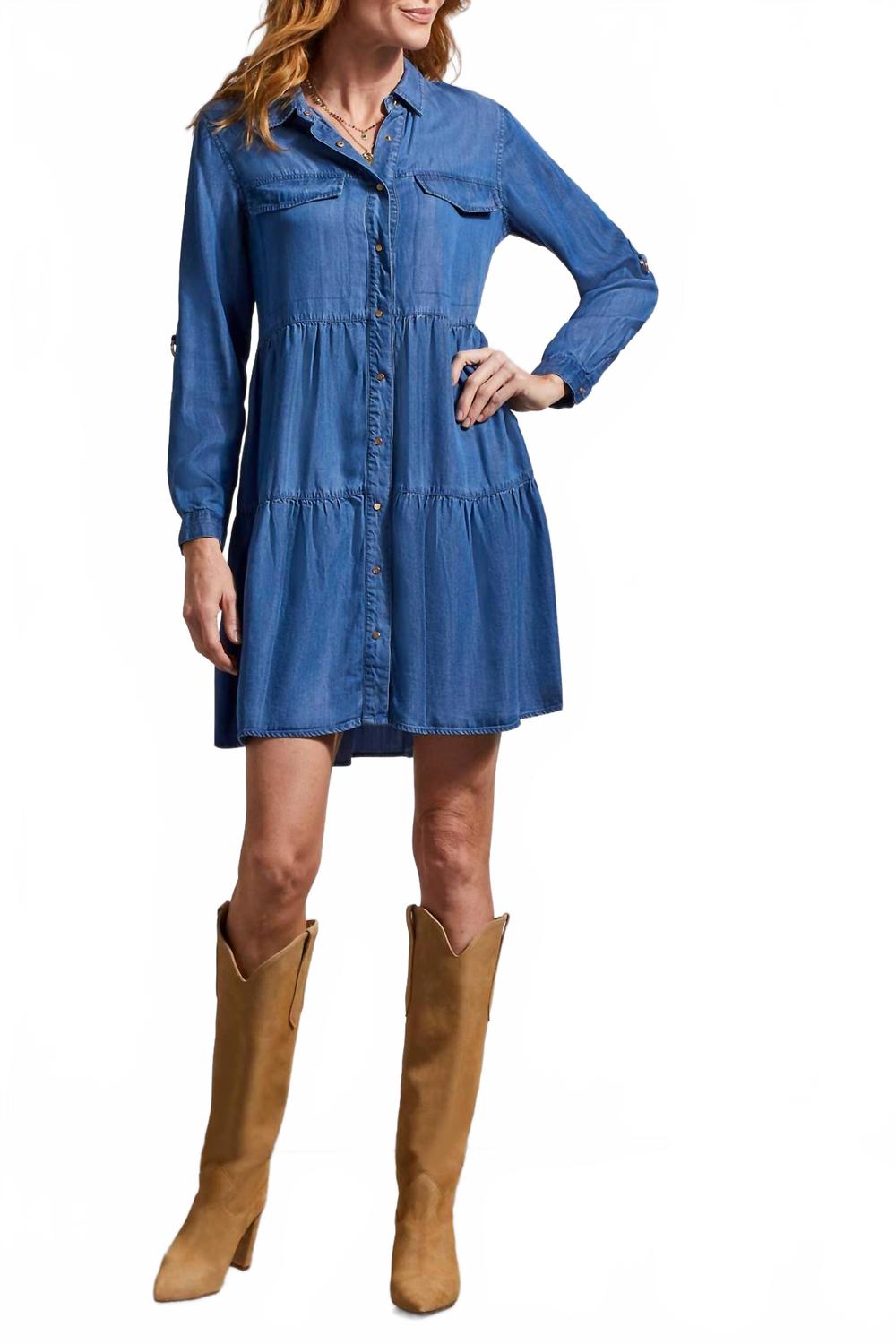 Синее платье с закатанными рукавами из шамбре TRIBAL
Синее платье с закатанными рукавами из шамбре TRIBAL