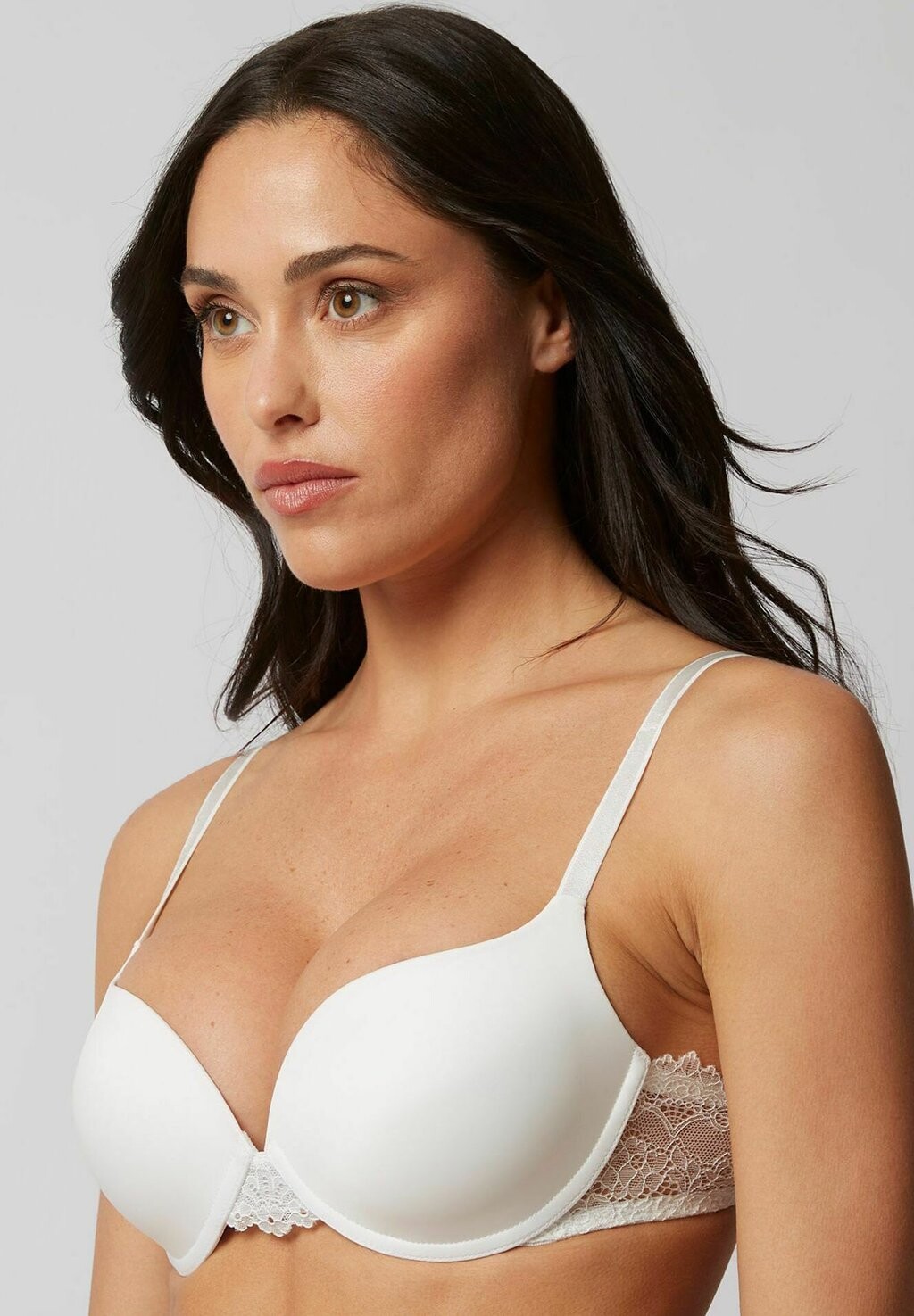 Бюстгальтер с эффектом пуш-ап Yamamay
Бюстгальтер с эффектом пуш-ап Yamamay