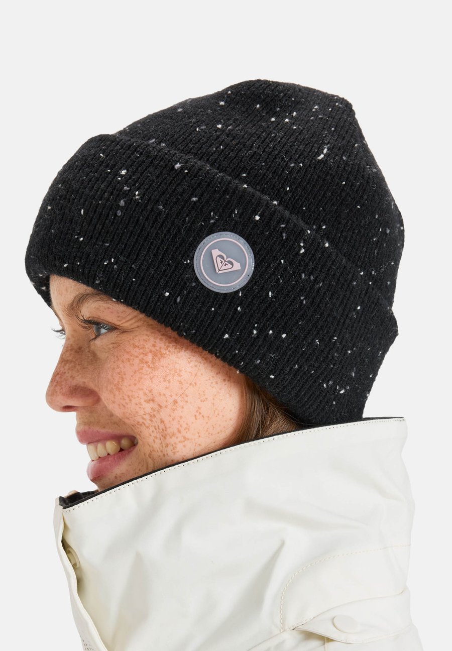 Шапка Roxy FROZENLAKE, Kvj/Anthracite
Шапка Roxy FROZENLAKE, Kvj/Anthracite