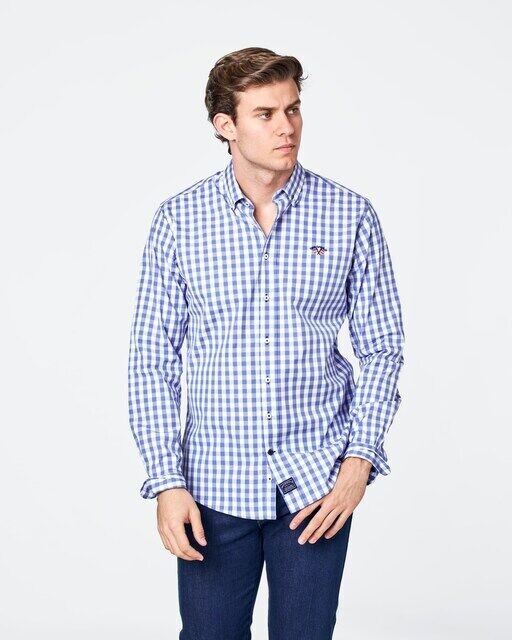 Мужская рубашка классического кроя из поплина в мелкую клетку Spagnolo, синий
Мужская рубашка классического кроя из поплина в мелкую клетку Spagnolo, синий