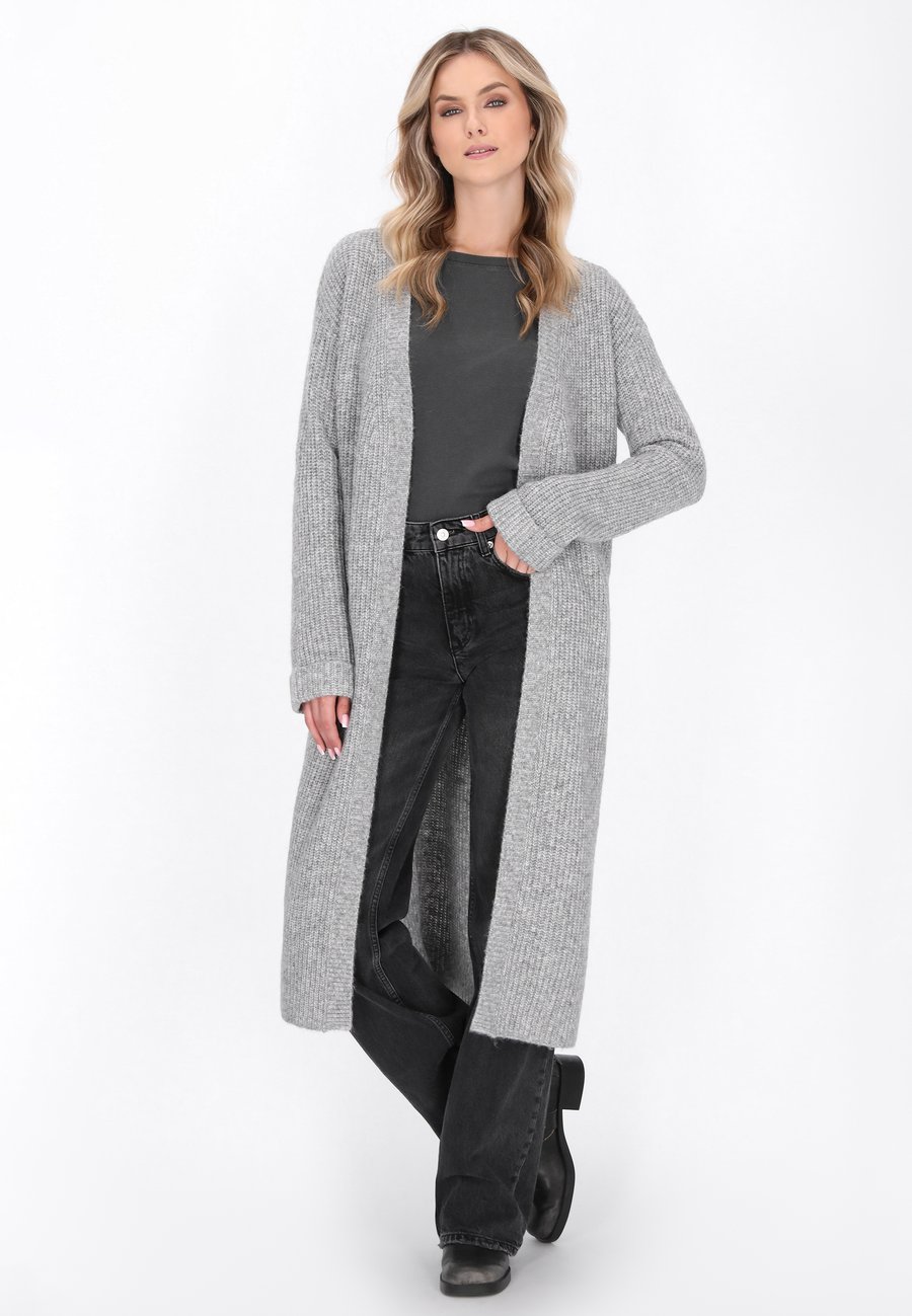 Кардиган DreiMaster Cardigan, Grey Melange/Grey
Кардиган DreiMaster Cardigan, Grey Melange/Grey