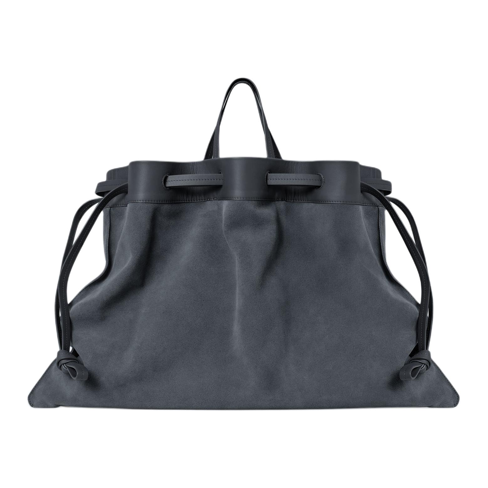 COS Ограниченная серия женской сумки из телячьей кожи замши тёмно-синего цвета, Dark Blue
COS Ограниченная серия женской сумки из телячьей кожи замши тёмно-синего цвета, Dark Blue