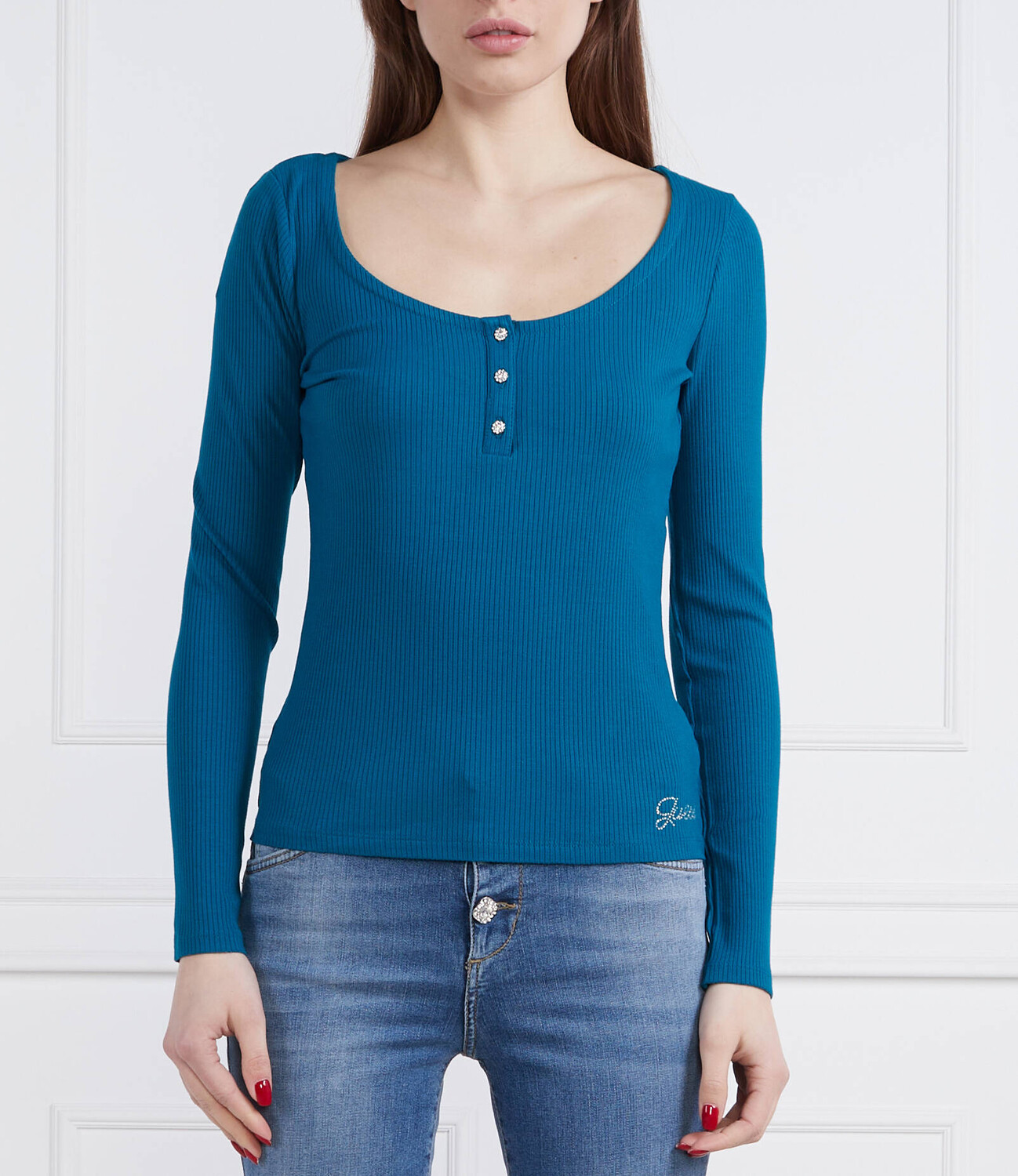 Блуза GUESS KARLEE JEWEL Slim Fit, синий 
Блуза GUESS KARLEE JEWEL Slim Fit, синий