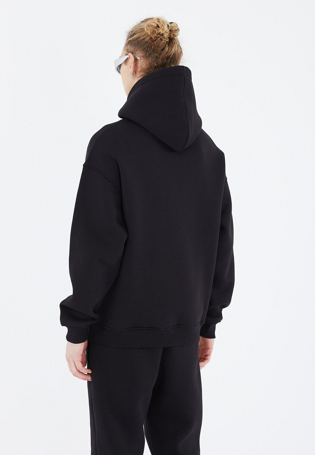 Толстовка с капюшоном FIT Megaman, черный
Толстовка с капюшоном FIT Megaman, черный