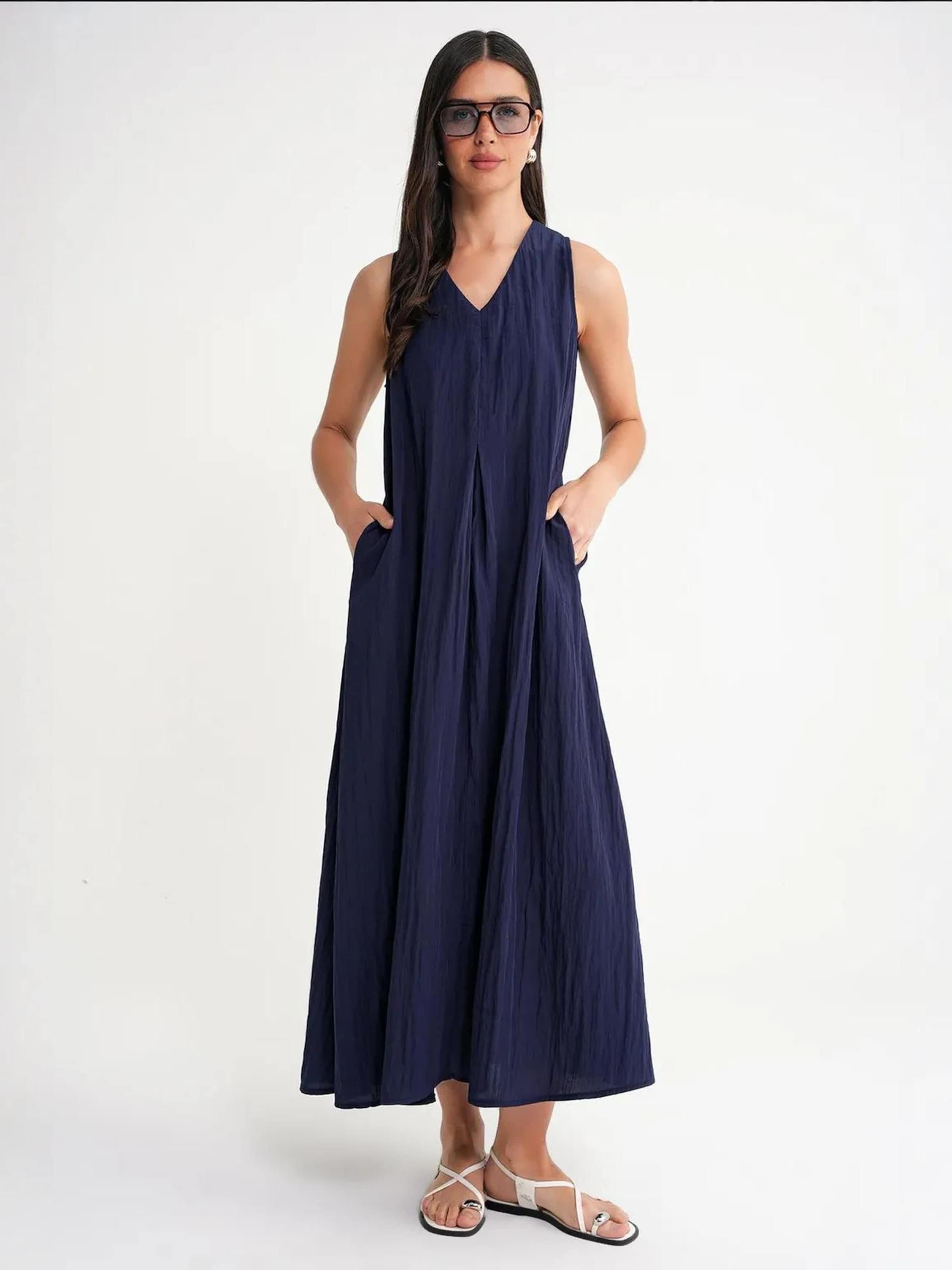 MixRay Платье в морском синем цвете
MixRay Платье в морском синем цвете