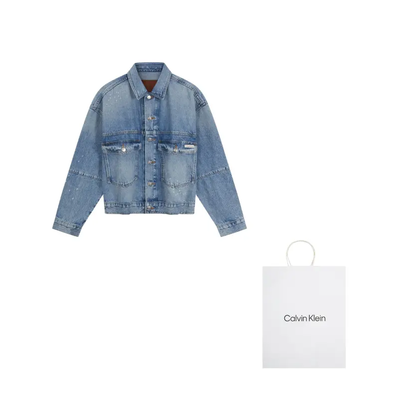 Calvin Klein Джинсовая куртка женская, X0N-Denim Light Blue
Calvin Klein Джинсовая куртка женская, X0N-Denim Light Blue