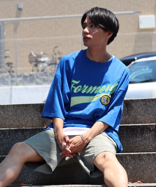 Футболка оверсайз с нашивкой Bling Leads, синий
Футболка оверсайз с нашивкой Bling Leads, синий