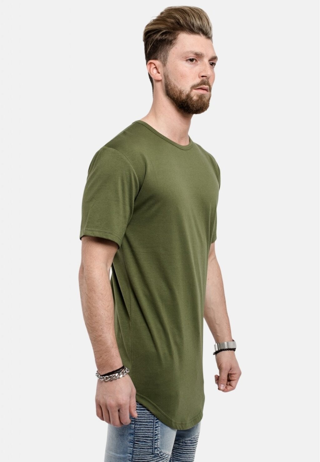 Футболка с принтом Blackskies, оливковая
Футболка с принтом Blackskies, оливковая