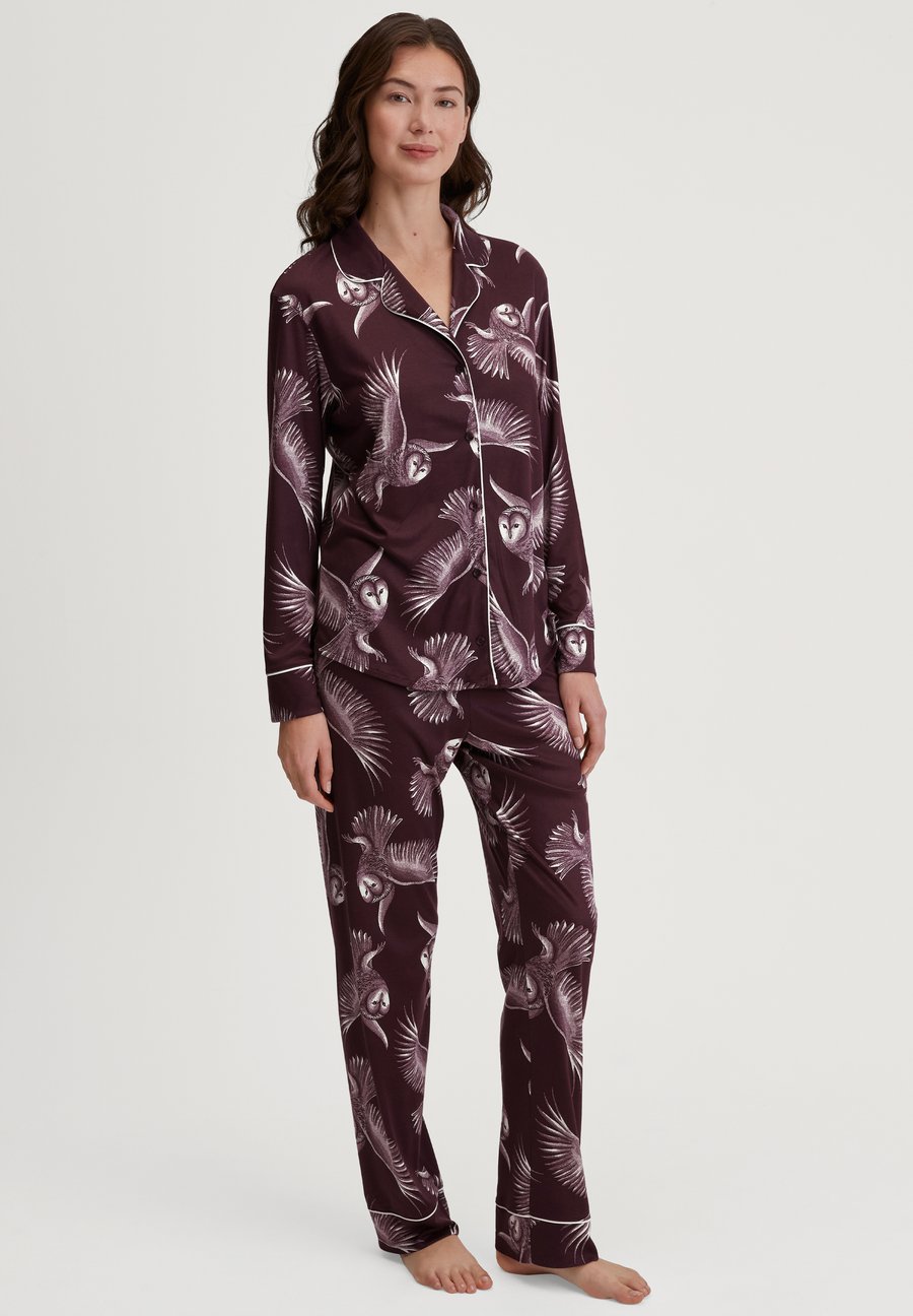 Пижамный комплект Calida MOONLIGHT DREAMS, Black Cherry/Bordeaux
Пижамный комплект Calida MOONLIGHT DREAMS, Black Cherry/Bordeaux