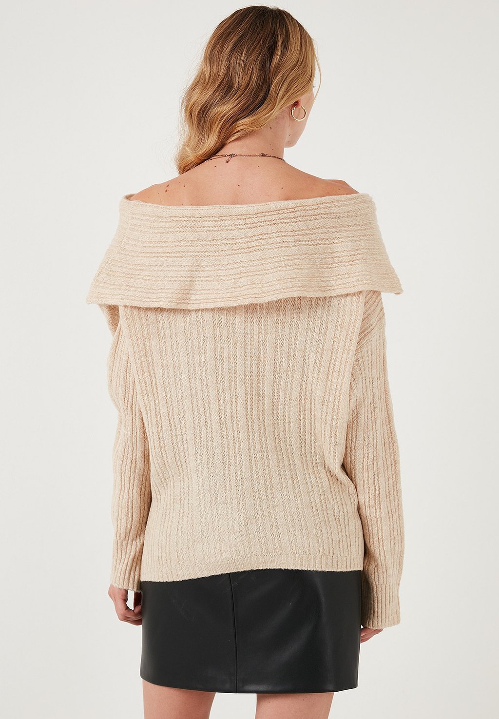 Джемпер LELA, серый
Джемпер LELA, серый