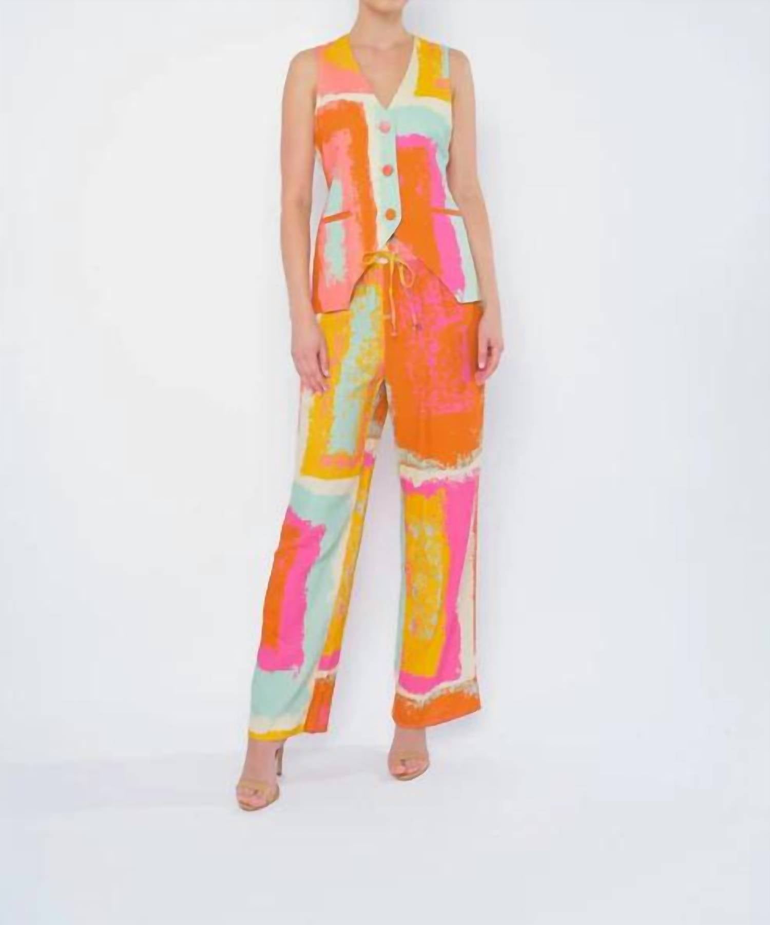 Женский топ Olly в оранжевом цвете Flora Bea
Женский топ Olly в оранжевом цвете Flora Bea