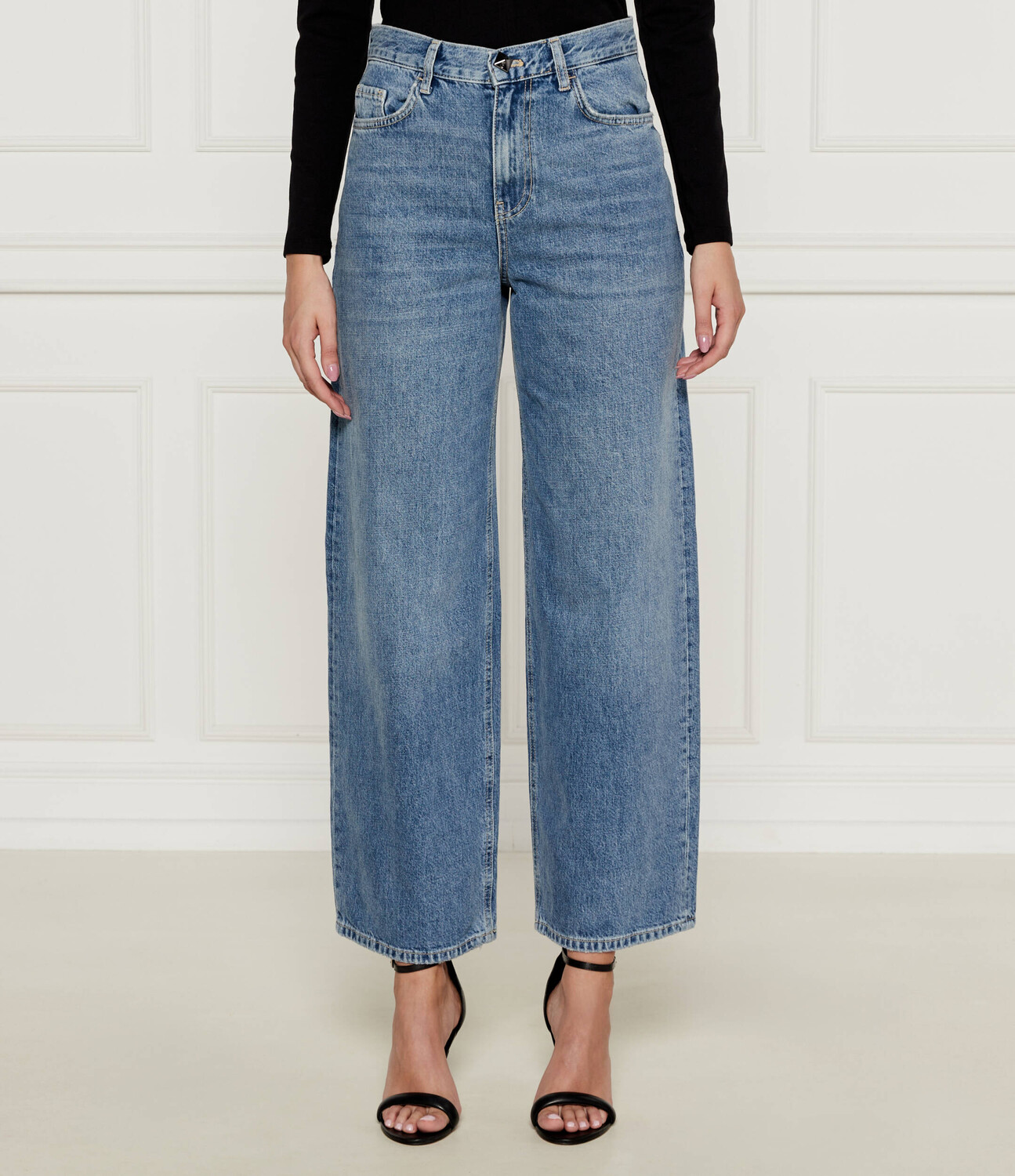 Джинсы Liu Jo PANTS flare fit, синий
Джинсы Liu Jo PANTS flare fit, синий