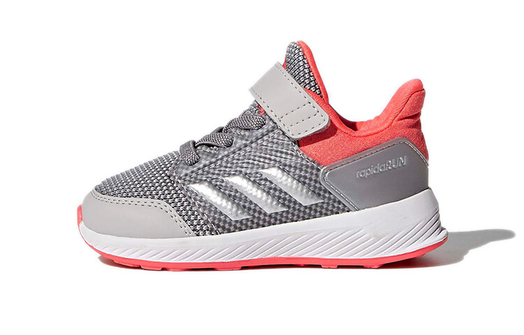 Обувь для малышей Rapida TD Adidas
Обувь для малышей Rapida TD Adidas