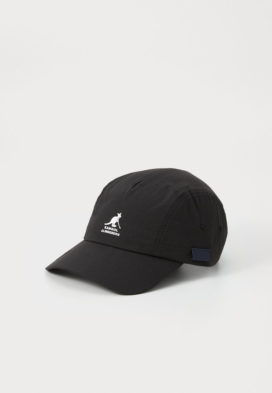 Бейсболка J.LINDEBERG Sports KANGOL GOLF LOVERS UNISEX, Black
Бейсболка J.LINDEBERG Sports KANGOL GOLF LOVERS UNISEX, Black