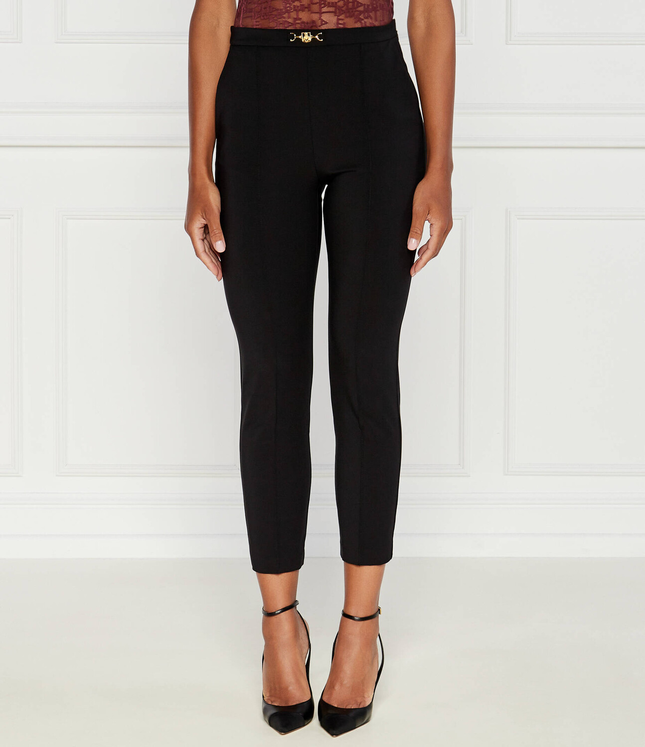 Брюки Elisabetta Franchi Slim Fit high waist, черный
Брюки Elisabetta Franchi Slim Fit high waist, черный