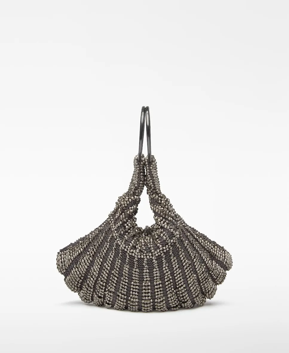 Женская вечерняя сумочка с инкрустацией стразами Adolfo Dominguez, серебряный
Женская вечерняя сумочка с инкрустацией стразами Adolfo Dominguez, серебряный