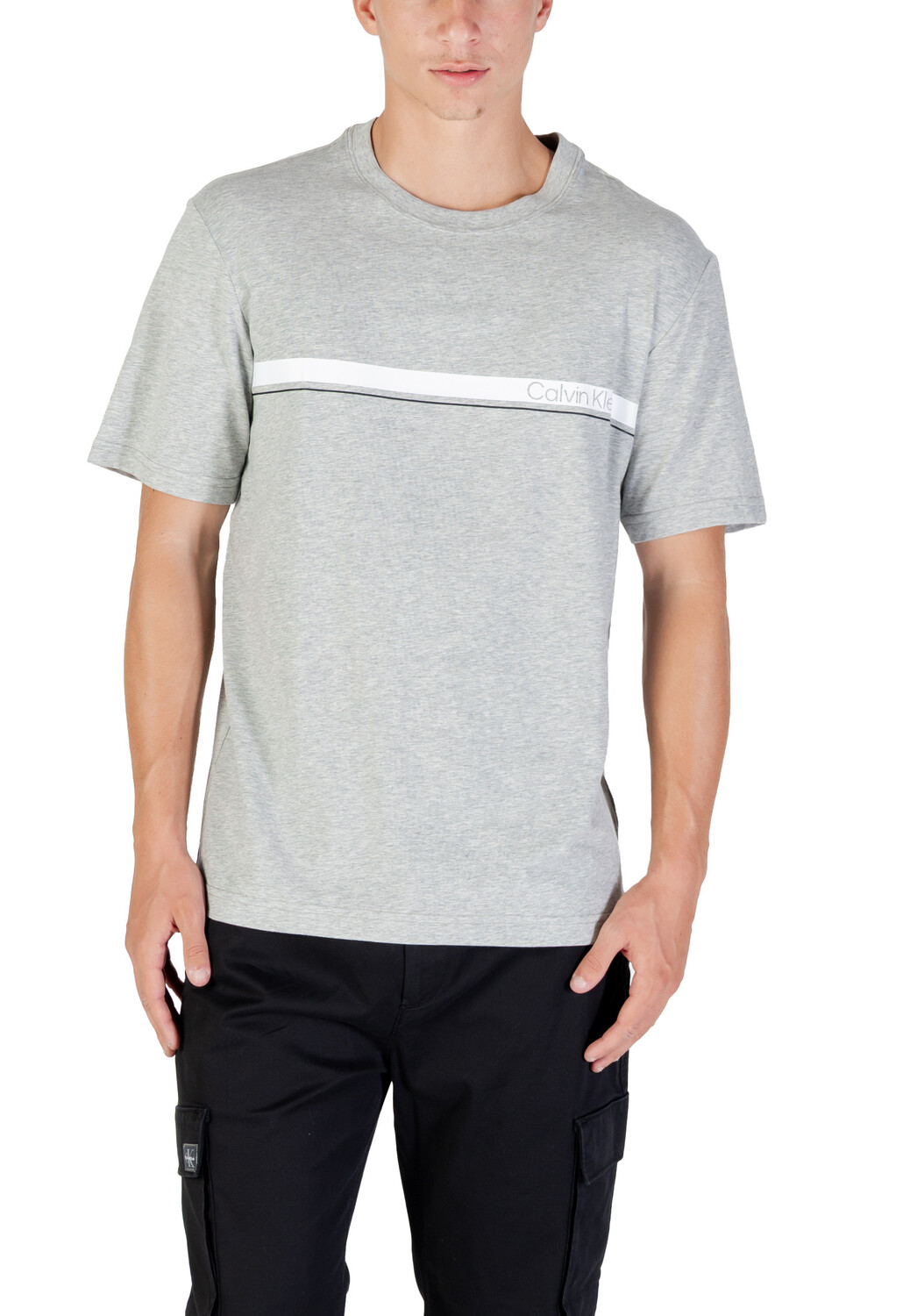 Футболки Calvin Klein, серый
Футболки Calvin Klein, серый