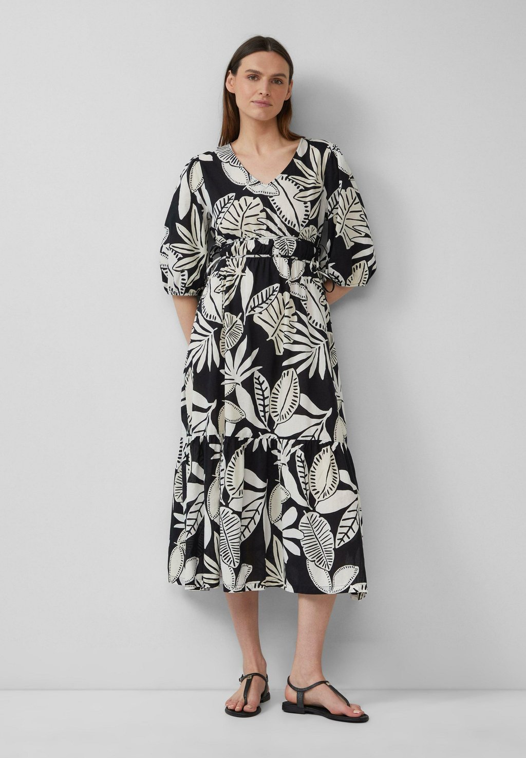 Повседневное платье s.Oliver, черный
Повседневное платье s.Oliver, черный