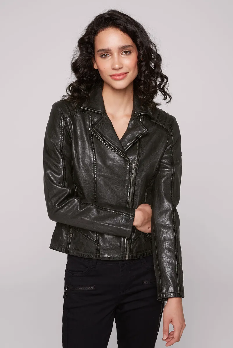 Куртка кожаная SOCCX, без капюшона, на молнии в конце рукавов, черный
Куртка кожаная SOCCX, без капюшона, на молнии в конце рукавов, черный