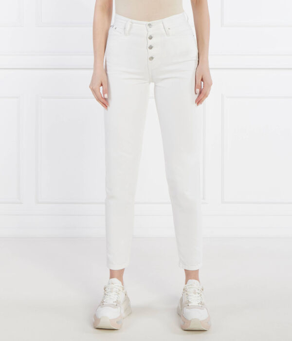Джинсы Mom fit Calvin Klein Jeans, белый
Джинсы Mom fit Calvin Klein Jeans, белый