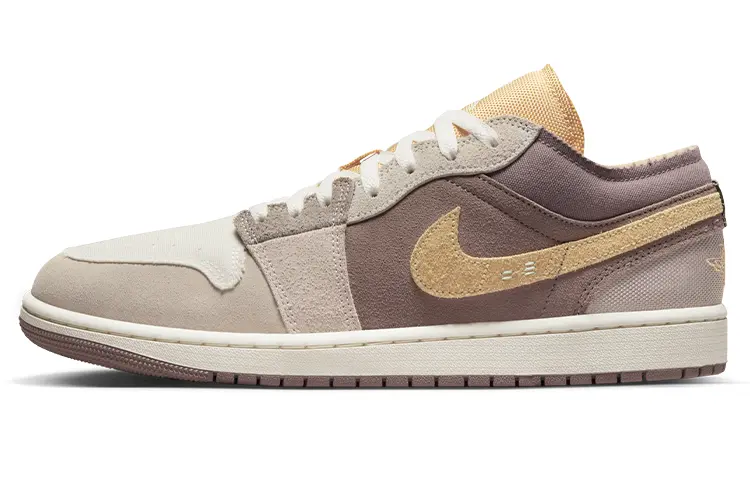 Jordan 1 Low SE Craft Taupe Haze
Jordan 1 Low SE Craft Taupe Haze