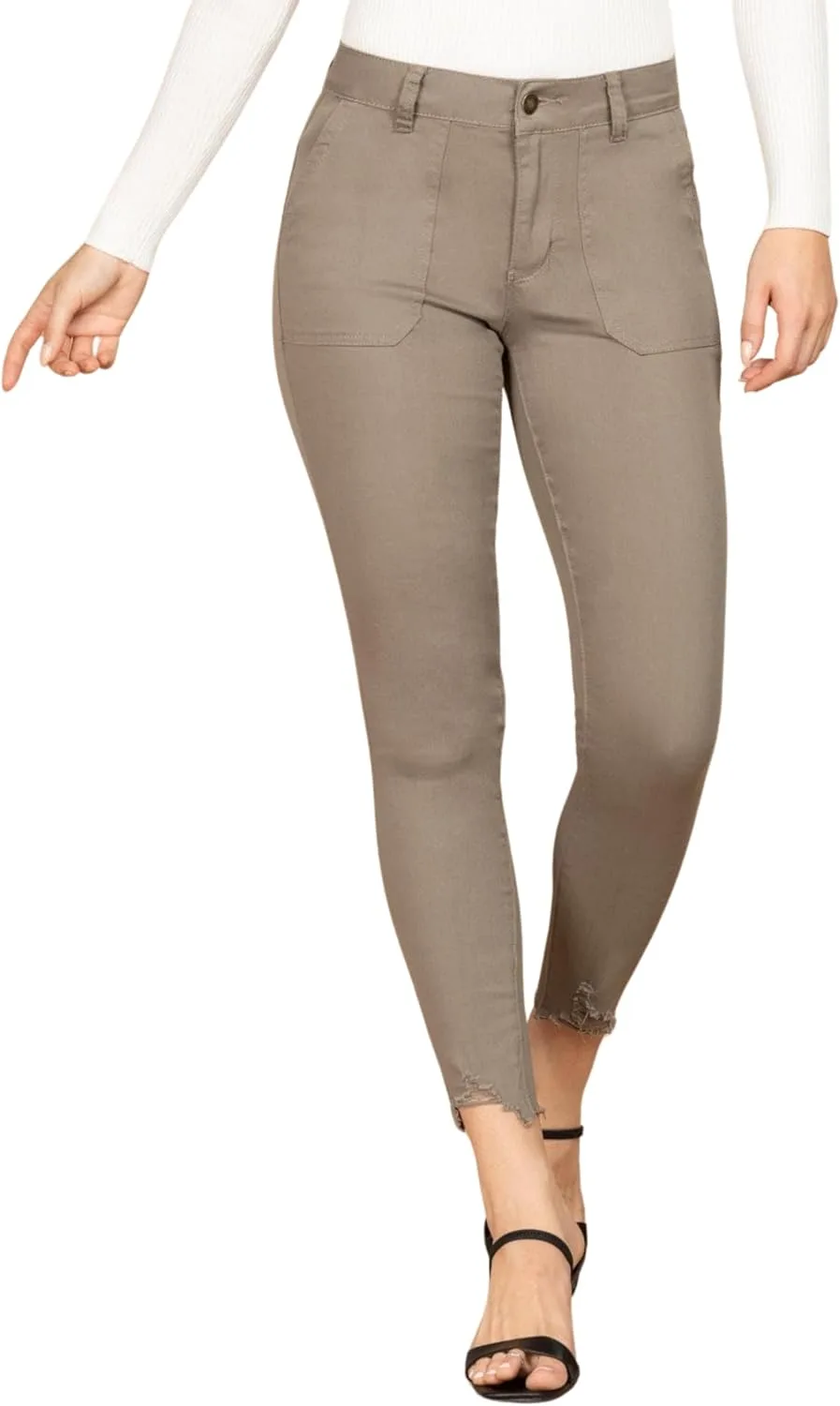 Royalty For Me женские джинсы Mid Rise Ankle с накладными карманами
Royalty For Me женские джинсы Mid Rise Ankle с накладными карманами