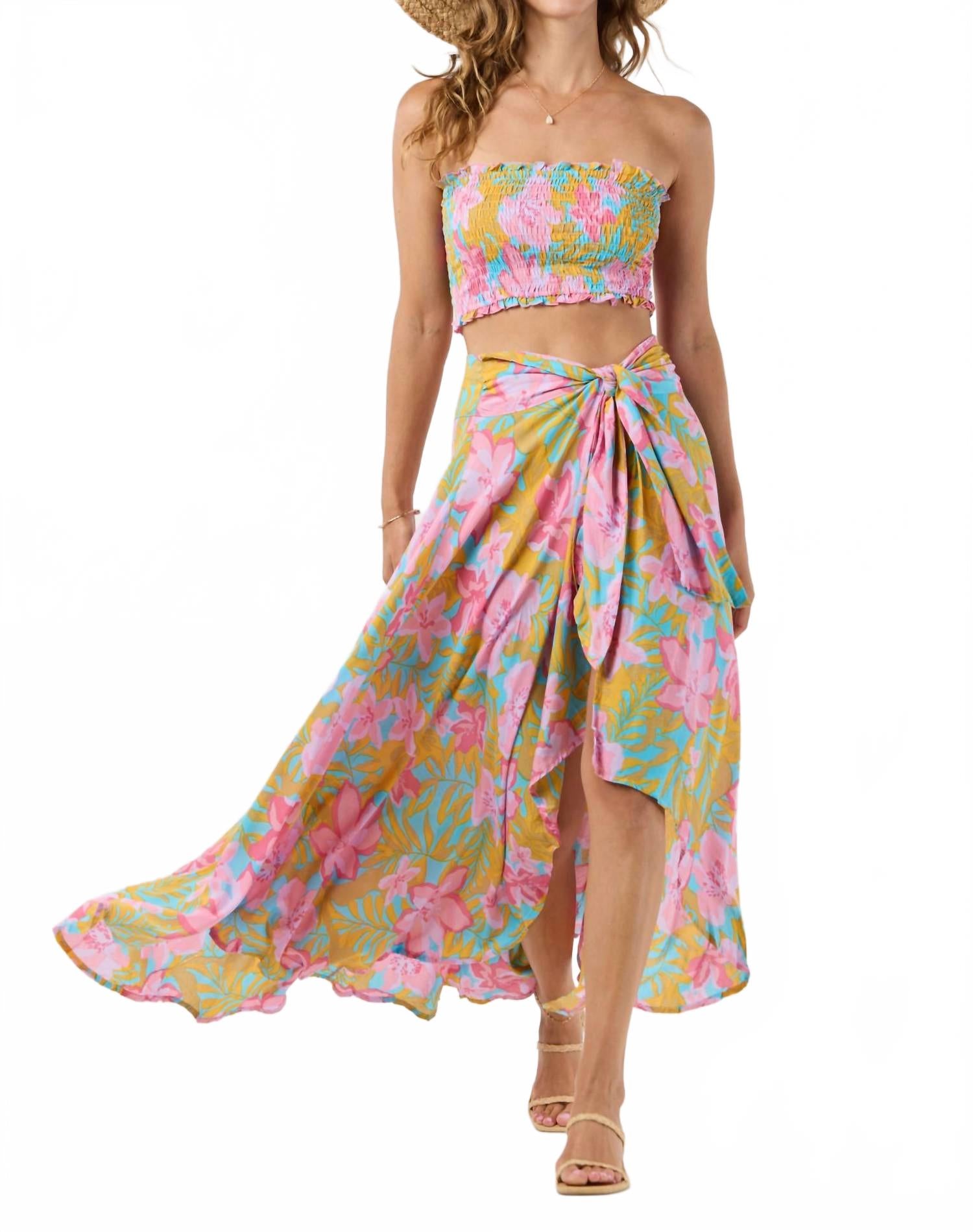 Юбка-пачка Azure Wrap в цвете "Гондурасский бирюзовый" Tiare Hawaii
Юбка-пачка Azure Wrap в цвете "Гондурасский бирюзовый" Tiare Hawaii